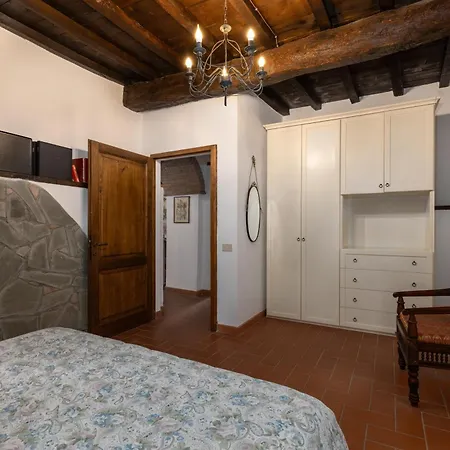 Villa La Petrosa *